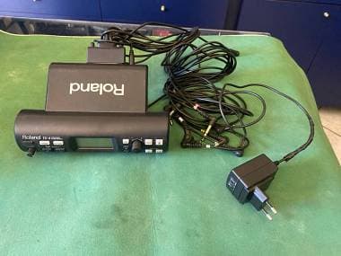 Roland TD4 MODULO SONORO PER BATTERIE ELETTRONICHE COMPRESO CAVO MULTIPOLARE