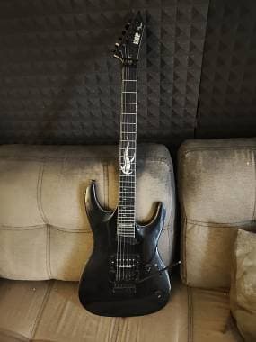 Tributo chitarra elettrica Kiko loureiro