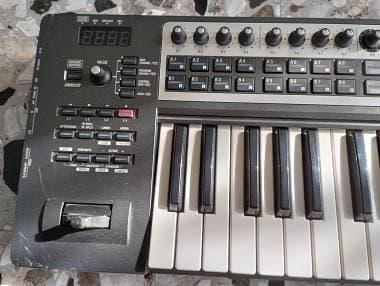 Vendo Edirol PCR500 Midi keyboard Controller by Roland