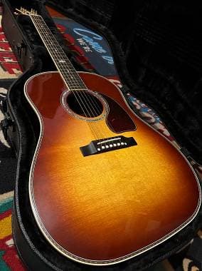 Gibson Custom Shop J45 Deluxe Rosewood Burst
