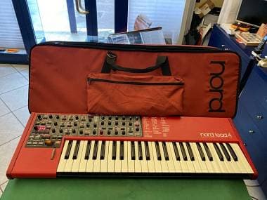 Nord Lead 4 CON BORSA ORIGINALE (TRASPORTO GRATIS)