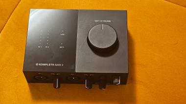 Native Instruments Komplete Audio 2