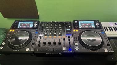 Consolle Pioneer XDJ 1000mk2 e DJM 750mk2