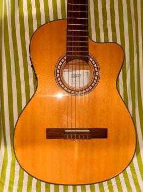 Chitarra Classic semiacustica