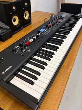 Yamaha YC 73