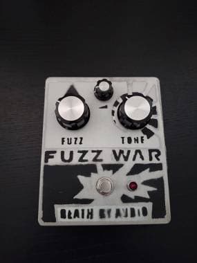 Death by Audio Fuzz war