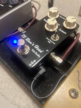Vick Audio Rams head big muff 73