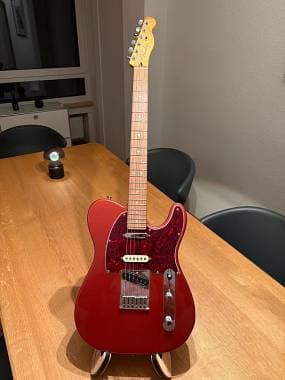 FENDER TELECASTER NASHVILLE PLAYER PLUS STRATOCASTER