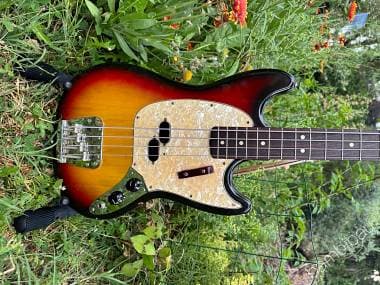 1973 Fender Mustang Bass - Sunburst - Clean Amazing Player - HSC
