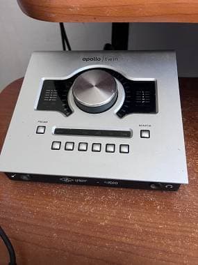 Universal Audio apollo twin