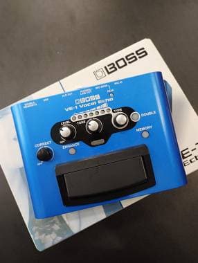 Boss VE-1 Vocal Echo - SPEDIZIONE GRATUITA