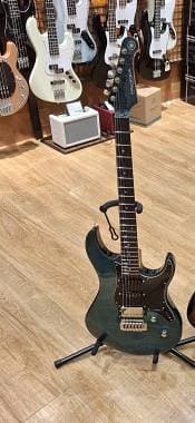 Yamaha Pacifica612VIIFM
