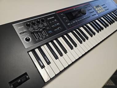 Roland JUNO - DS61