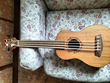 Flight Ukulele Bass
