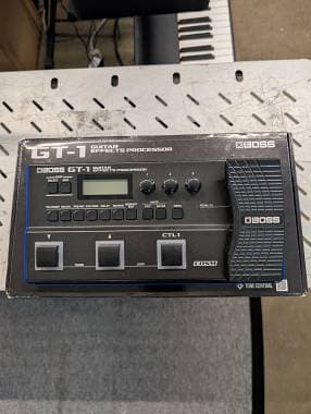 Boss GT-1