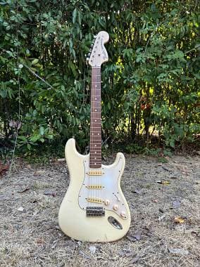 Fender Stratocaster American Vintage Reissue AVRI 70 con set pickups DiMarzio