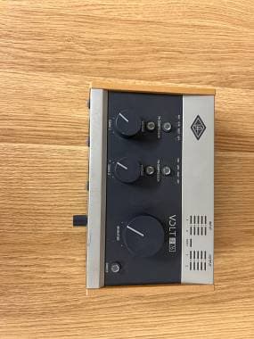 Universal Audio Volt 276