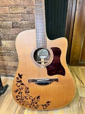 LAG Guitars 4Seasons Autumn