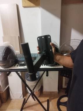 Supporti per casse da parete