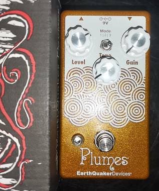 EarthQuaker Devices Plumes Limited Edition overdrive boost gold sparkle