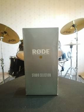RODE NT2-A Microfono Professionale a Condensatore da studio
