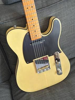 Squier Telecaster 40th anniversary vintage edition (EMG)