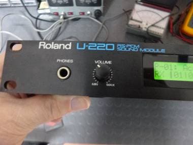 Roland U 220 + scheda super brass