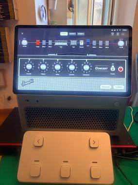 Lava Lava Amp