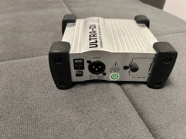 Behringer Ultra-DI DI100