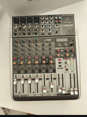 Behringer Qx1204usb mai usato