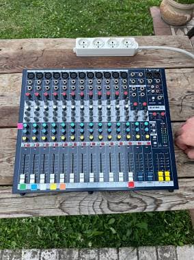 Soundcraft EPM 12