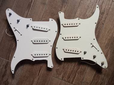 2 pickguard prebablati SSS per Stratocaster