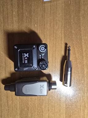 X VIVE U4 in ear