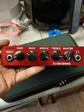 Testata TC Electronic bam 200