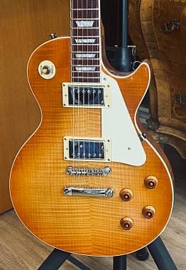 Tokai UALS 62 Les Paul Honey Burst