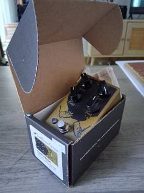 EarthQuaker Devices Hoof Fuzz (Russian big muff)