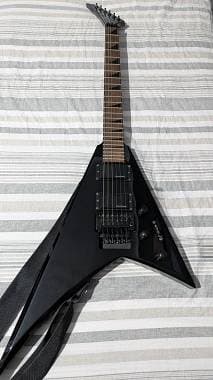 Jackson V Randy Rhoads RRX24