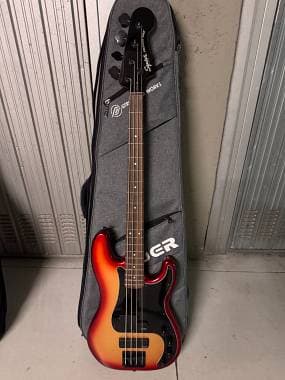 Squier by Fender Squier Contemporary Active Precision Bass PH