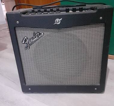 Fender Mustang