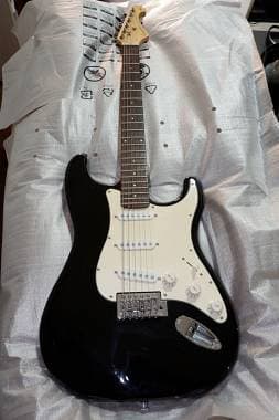 Chitarra Elettrica Tenson stile Stratocaster - Black