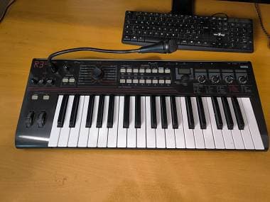 Korg R3