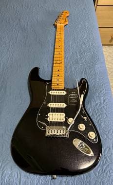 Fender Stratocaster HSS MN DSK