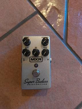 Vendo MXR MXR Super Badass Distortion - M75