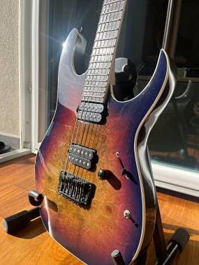 Ibanez Iron Label rgix6fdlb con DiMarzio Dreamcatcher/Rainmaker