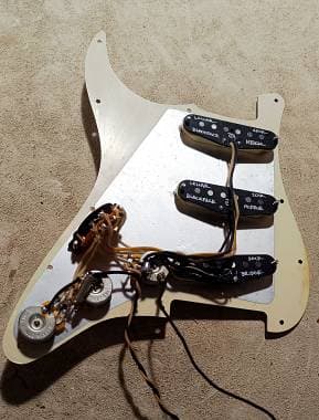 Lollar Blackface Flat Pole + pickguard Stratocaster pre-wired