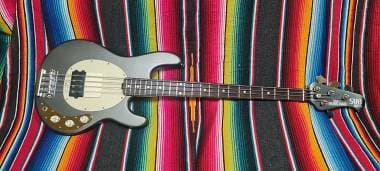 Music Man SUB Bass (USA 2005) - Passivo (Vol/Vol/Tono) + Hipshot Drop D