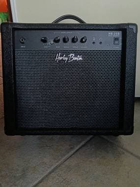 vendo Harley Benton HB 20B mai usato