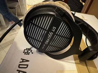 Beyerdynamic DT 990 pro
