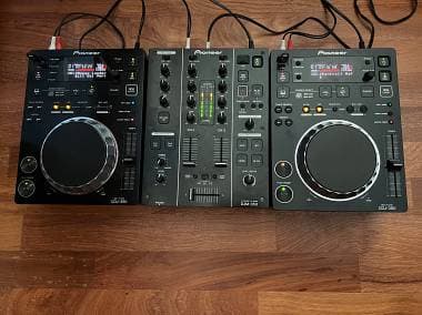 Pioneer 350 Pack - Set 2 CDJ 350 + 1 Mixer DJM 350 + Valigetta per CDJ