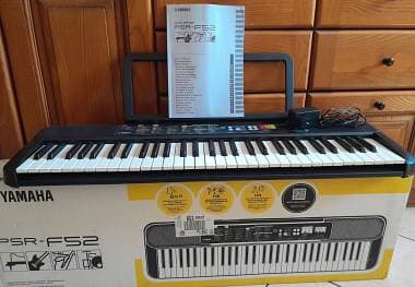 Yamaha PSR - F52 Tastiera